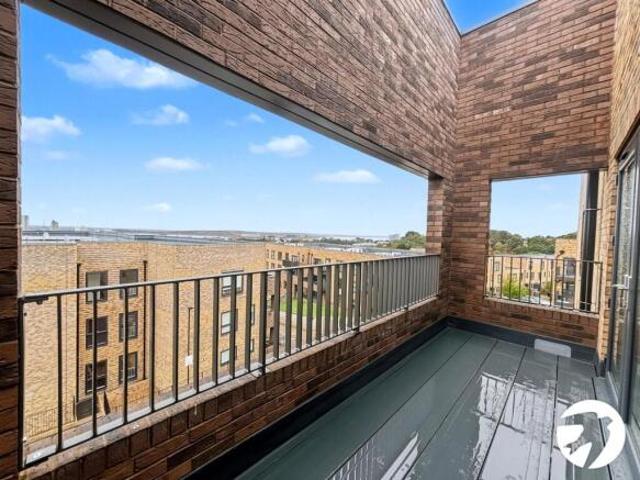 Flat for rent in Erith, Greater London