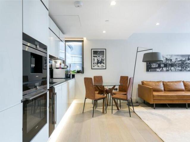 Flat for rent in Cat Hill