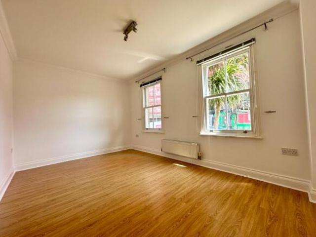 Flat for rent in Acol, Kent