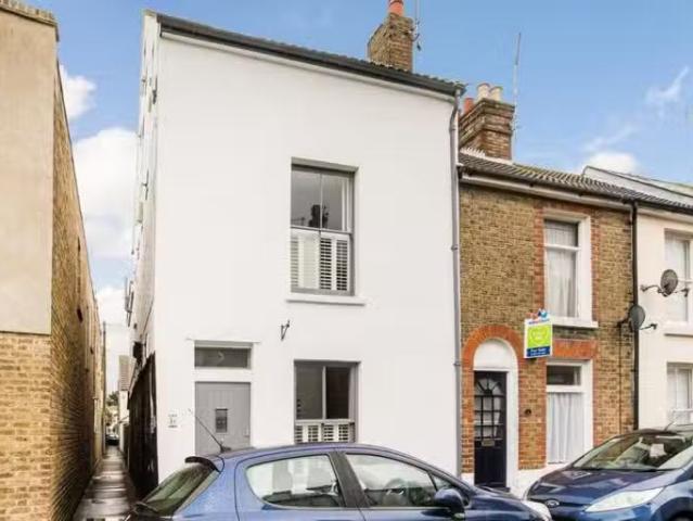 House for rent in The Bridge, Kent