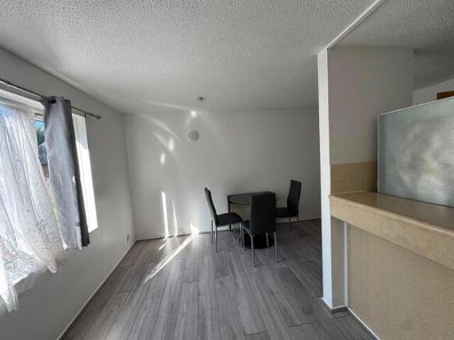 Flat for rent in Cat Hill