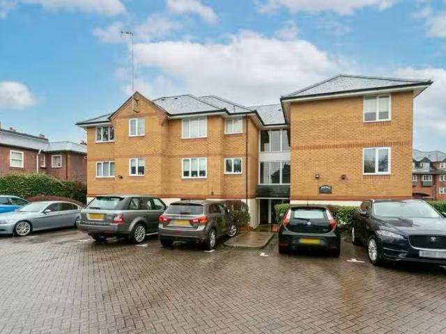House for rent in Pouchen End, Hertfordshire