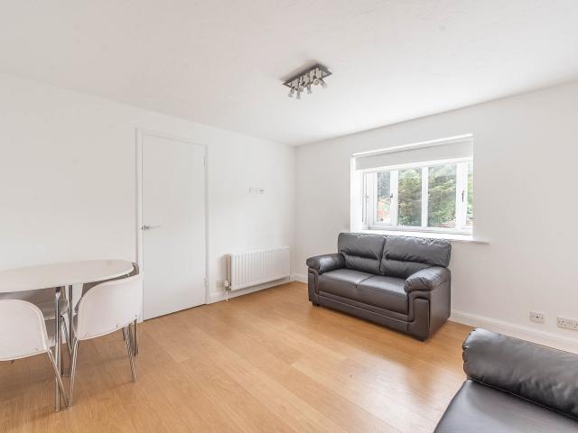 Apartment for rent in Sudbury, Greater London