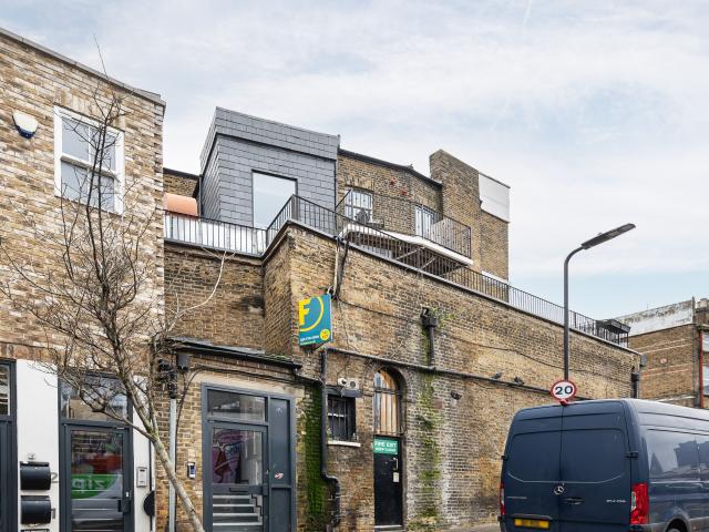 Apartment for rent in Dalston, Greater London