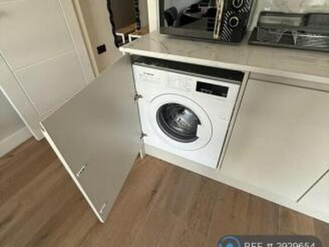 Flat for rent in Cat Hill