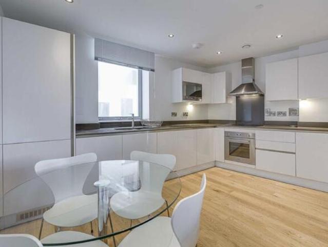 Flat for rent in Greater London