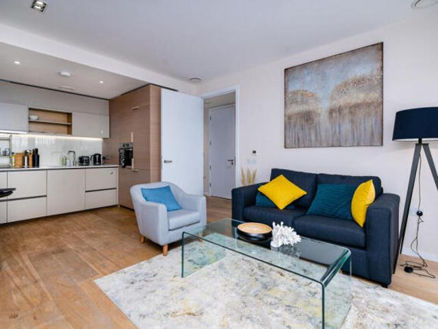 Flat for rent in Cat Hill