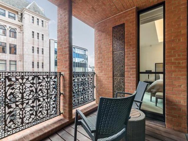 Flat for rent in Cat Hill