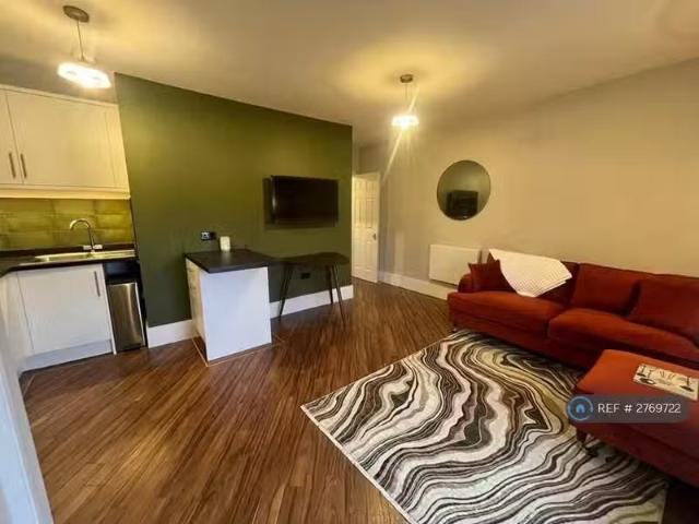 House for rent in Golden Valley, Gloucestershire