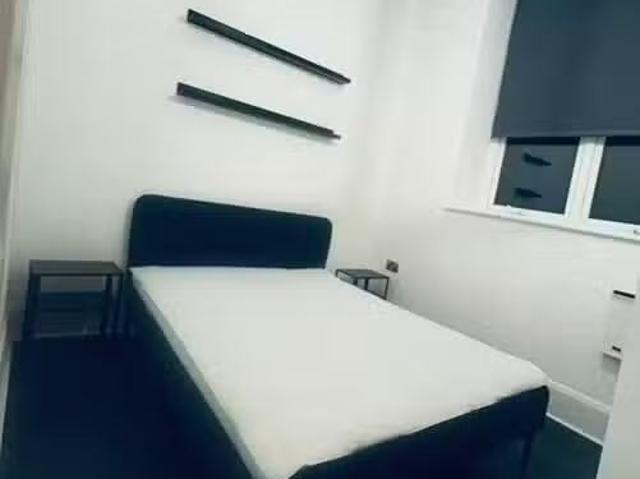 House for rent in Brookfoot, Brighouse