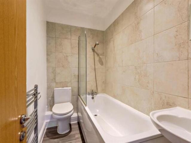 Flat for rent in Avery Hill, Greater London