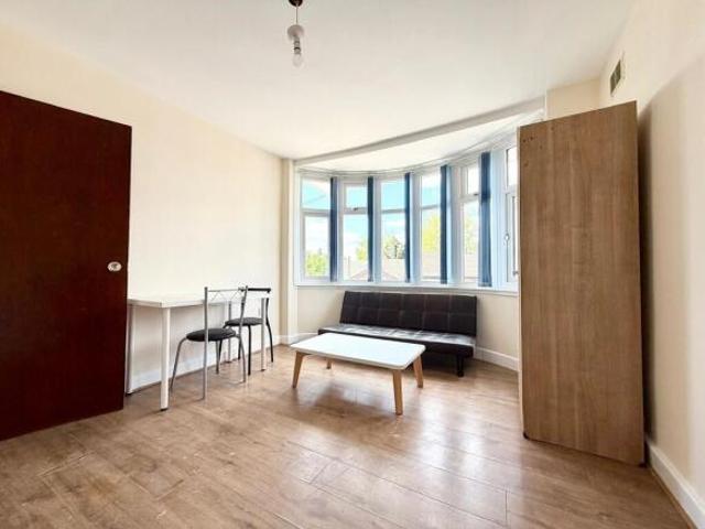 Flat for rent in Wyken, West Midlands