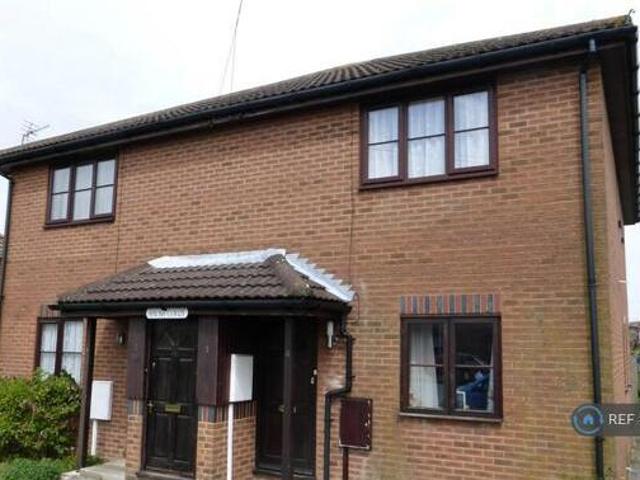House for rent in Lyons, Greater London