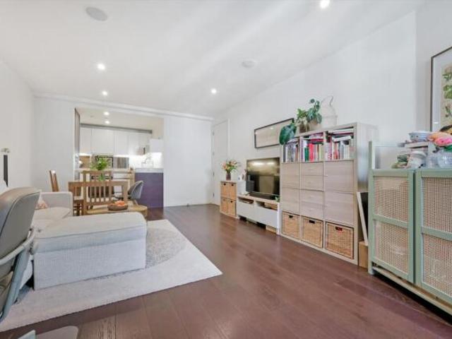 Flat for rent in Cat Hill