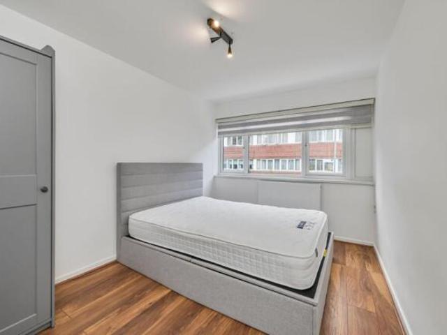 Flat for rent in Cat Hill