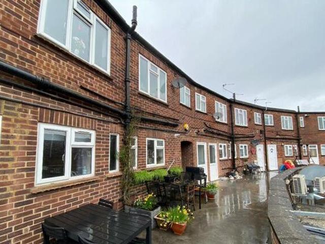 House for rent in Red Hill, Surrey