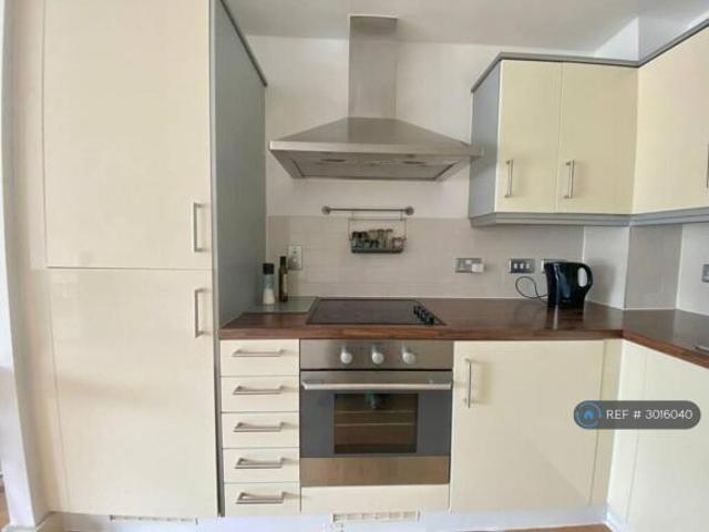 Flat for rent in Cat Hill