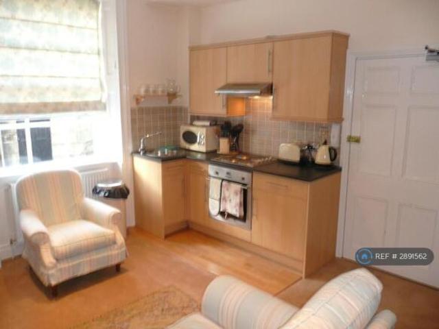 Flat for rent in Dulcote, Bath And North East Somerset