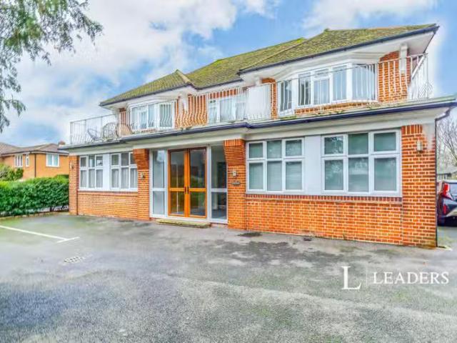 House for rent in Hayes, Greater London