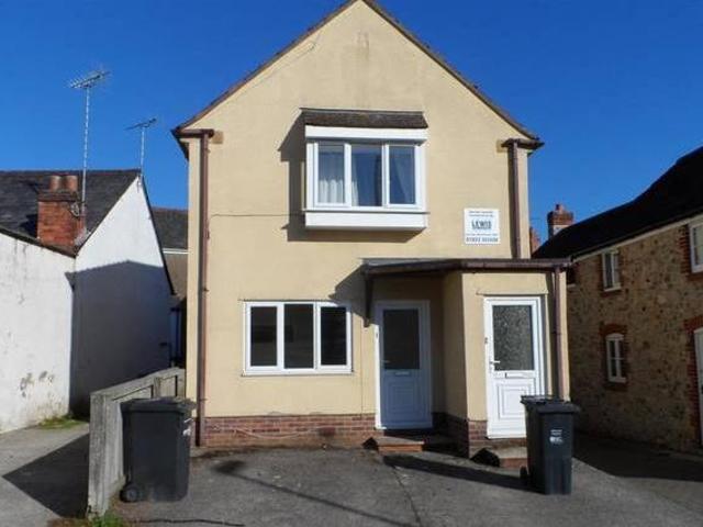 House for rent in Lyons, Greater London