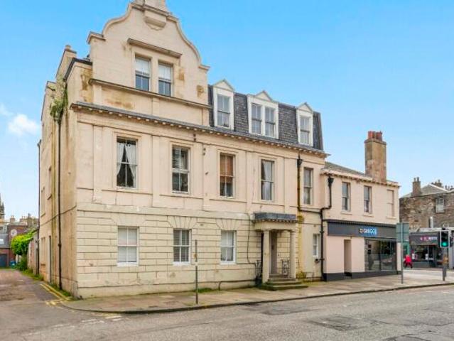 Flat for rent in Bellfield, Portobello
