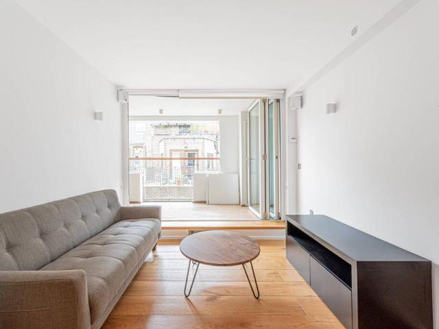 Flat for rent in Camden Town, Isle Of Man