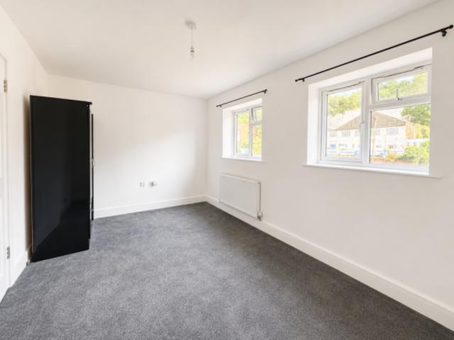 Flat for rent in Chatham