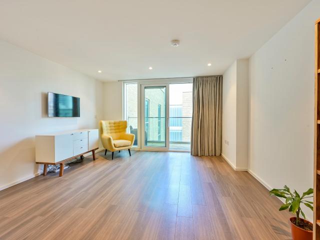 Apartment for rent in Earlsfield, Greater London
