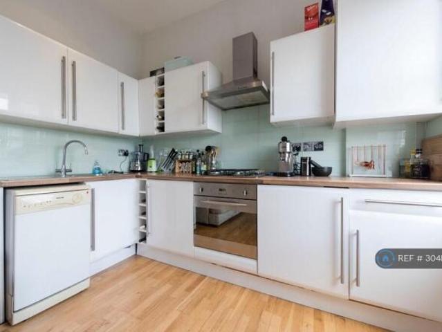 Flat for rent in Cat Hill