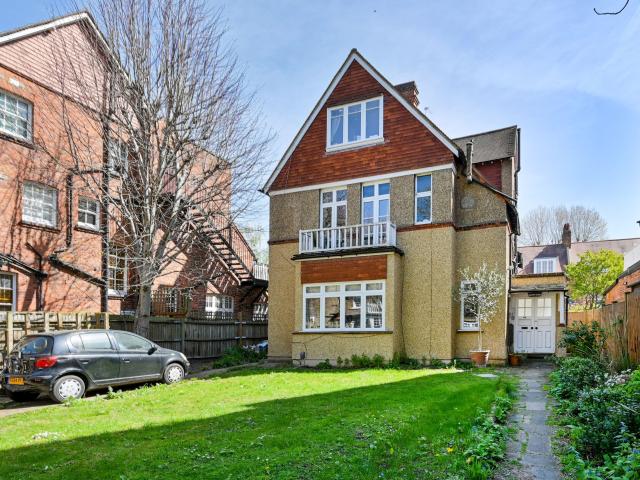 Apartment for rent in London Borough of Ealing, Greater London