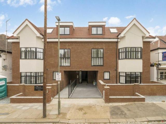 Flat for rent in Golders Green