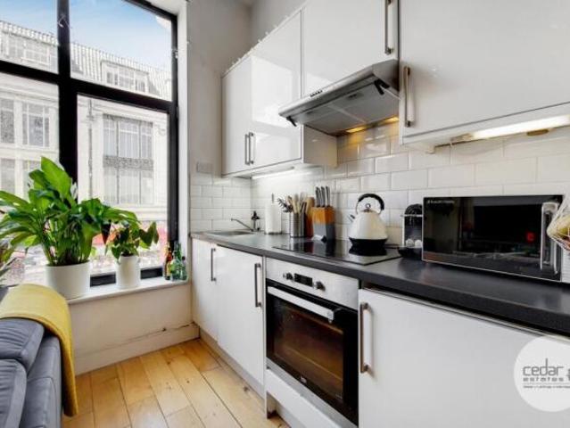 Flat for rent in Brixton, South Hams
