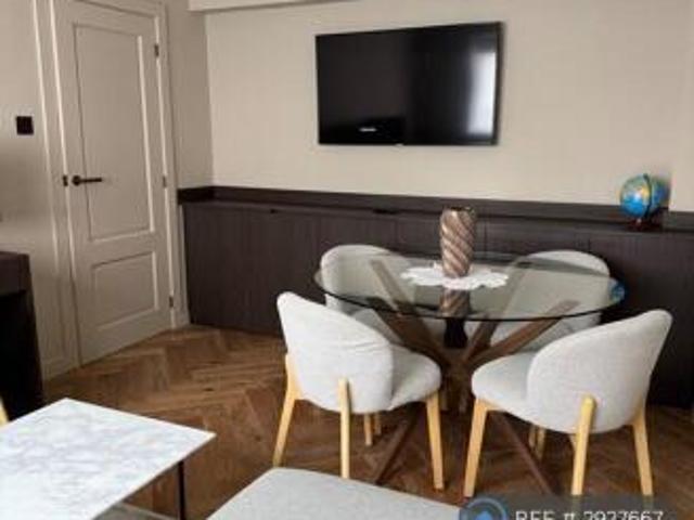 Flat for rent in Cat Hill