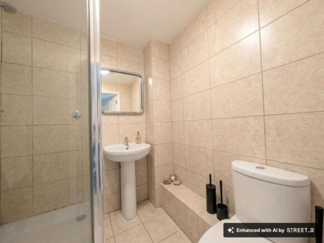 Flat for rent in Southampton, England