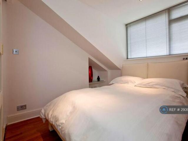 Flat for rent in Cat Hill