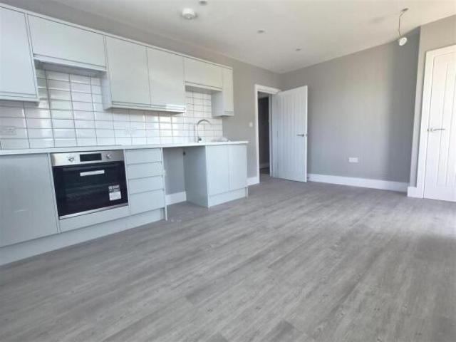 Flat for rent in Erith, Greater London