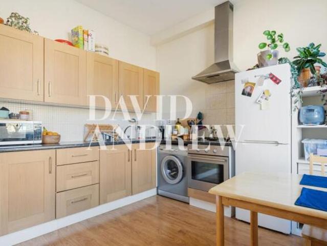 Flat for rent in Cat Hill