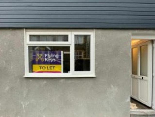 House for rent in Lyons, Greater London
