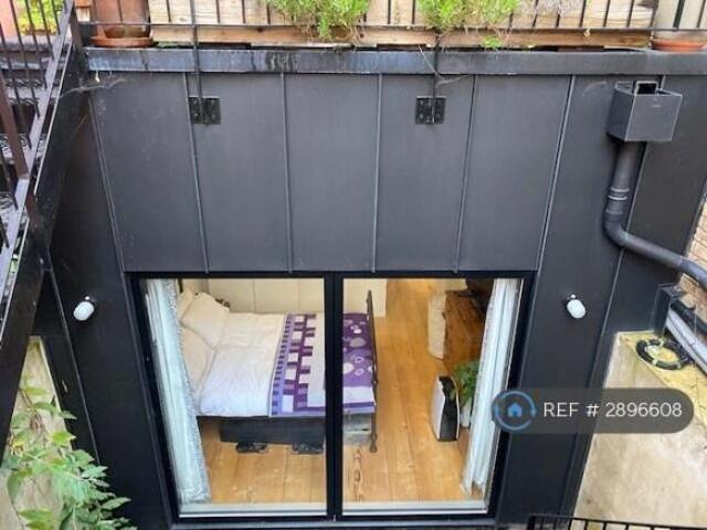Flat for rent in Cat Hill, Isle Of Man