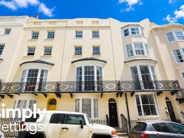 Flat for rent in Kemptown, Brighton