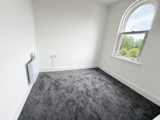 Flat for rent in Warrington