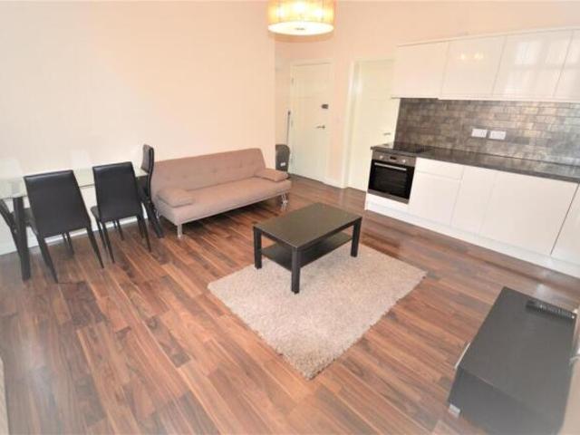 Flat for rent in Black Friars, Old Wharf