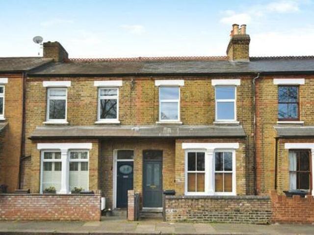 House for rent in Brentford End, Greater London