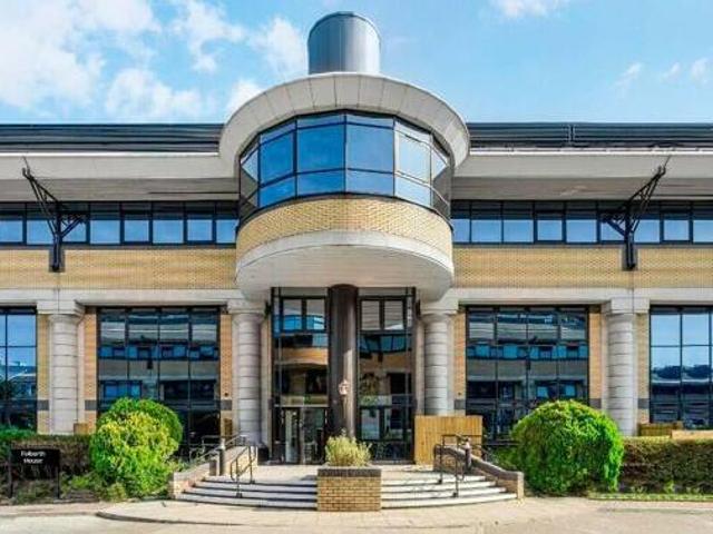 House for rent in Brentford End, Greater London