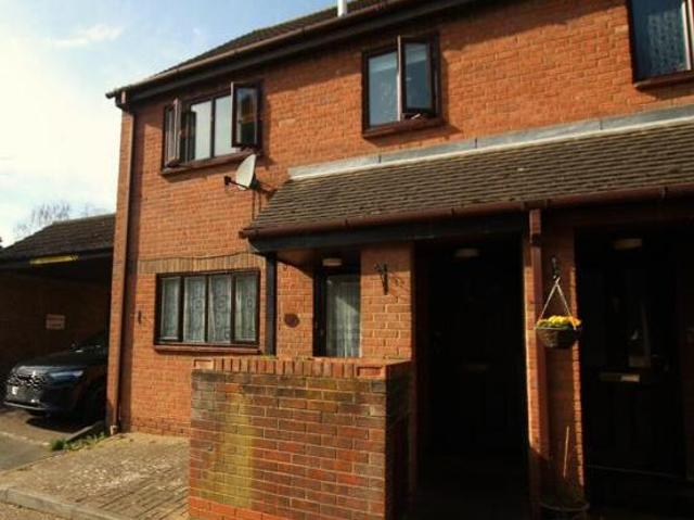 House for rent in Navestock Side, Essex