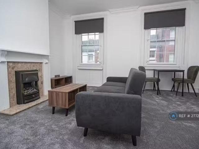 House for rent in Hallcroft, Costhorpe