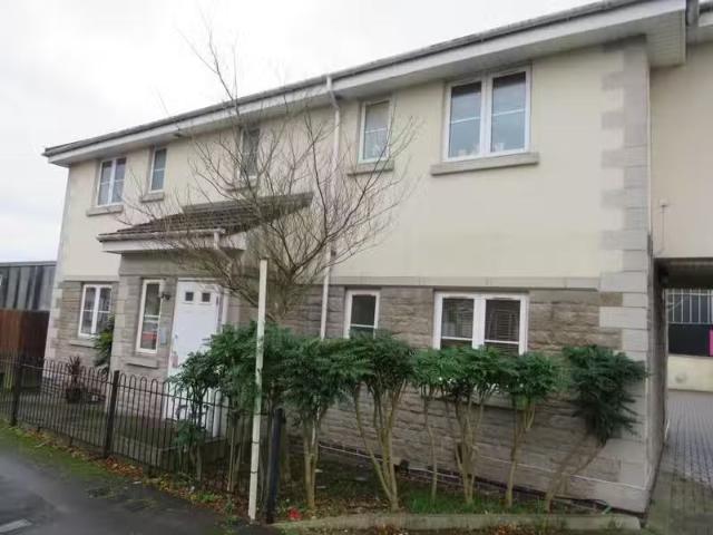House for rent in Kingswood, School House