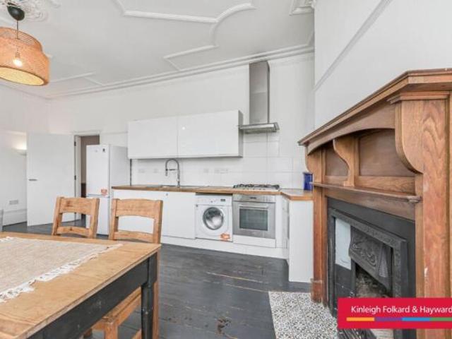 Flat for rent in Cat Hill