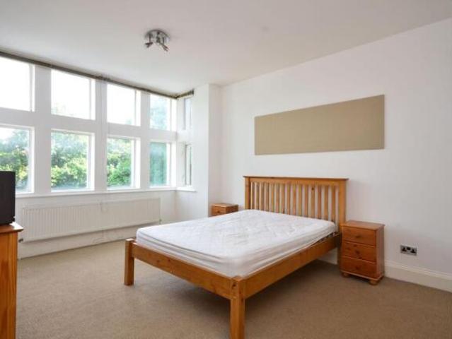 Flat for rent in London Borough of Lambeth, Greater London