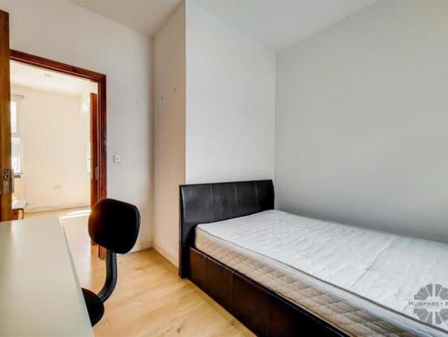 Flat for rent in Illogan, Cornwall